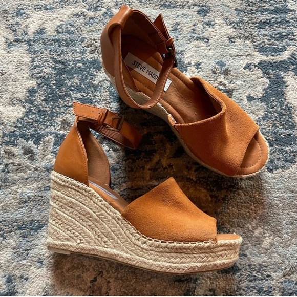 Steve Madden Jaylen Wedges size 9 - Picture 3 of 6